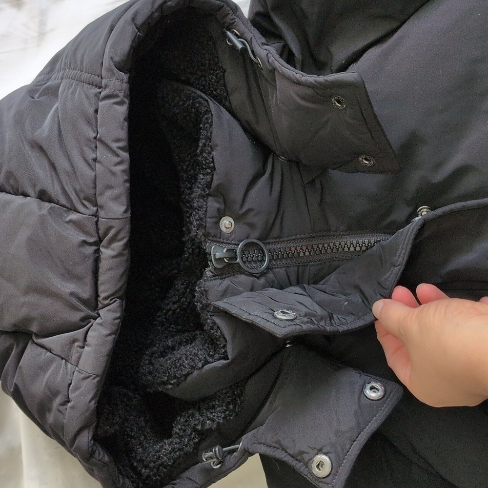 Express Black Puffer Jacket - Picture 2 of 6